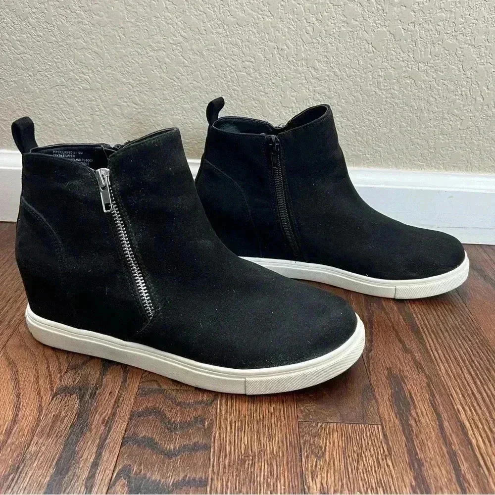 Madden Girl Steve Madden Piperr Wedgie Sneaker Bootie Black Size 10 Side Zip $95